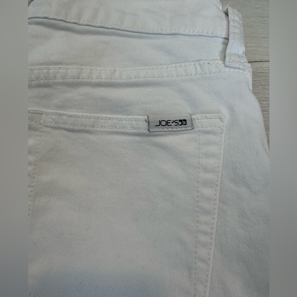 Joe's Jeans Wasteland High-Rise Flared Jeans White Size 28 - Picture 2 of 8